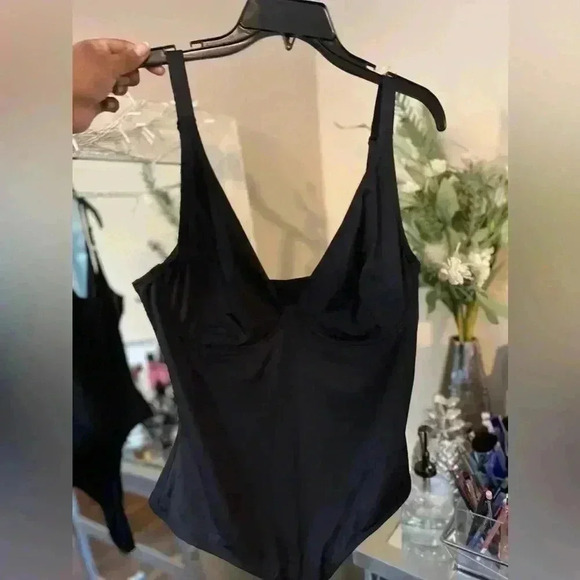 SHAPELLX AirSlim® Body Contour V-Neck Thong Bodysuit - Picture 10 of 10